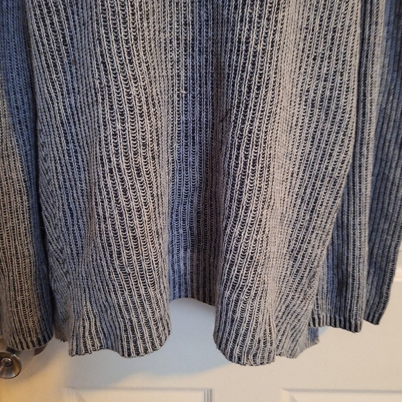Style&Co cold shoulder sweater size XL - Picture 3 of 7